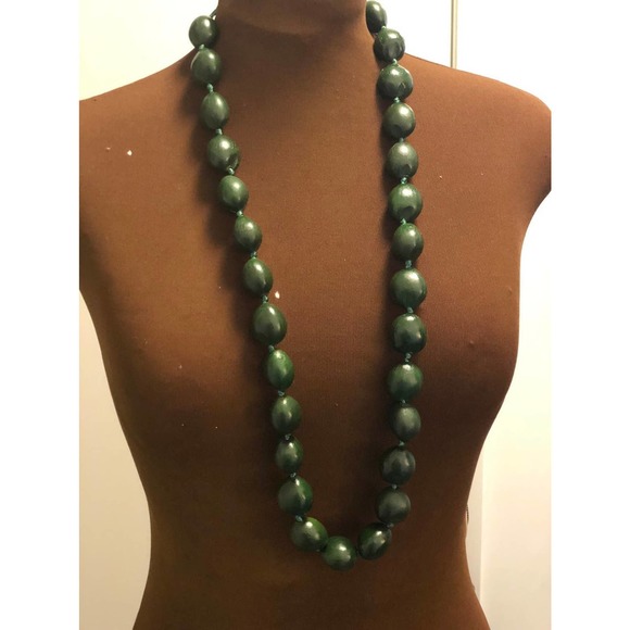 Big Dark Green Bead Necklace - Picture 3 of 4